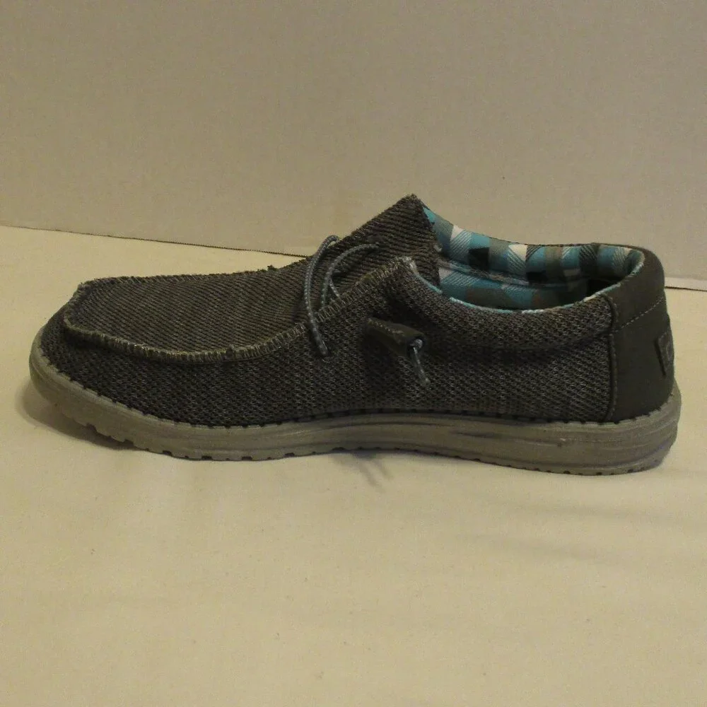 Hey Dude Shoes Wally Sox Men Size 9 Charcoal Travel Airport Vacation Fun Shoes